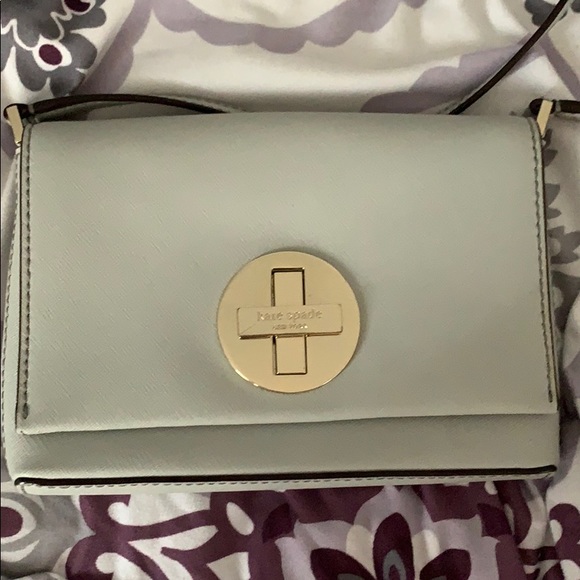 Kate Spade crossbody. - Picture 2 of 5
